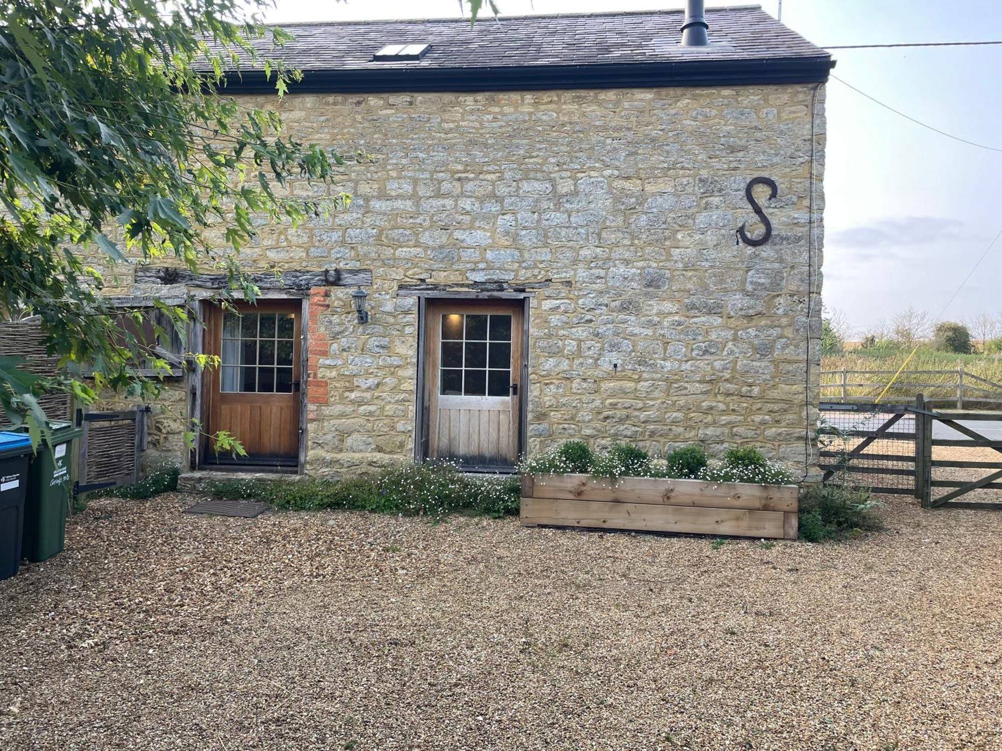 The Carriage House, Haversham Villa Dış mekan fotoğraf